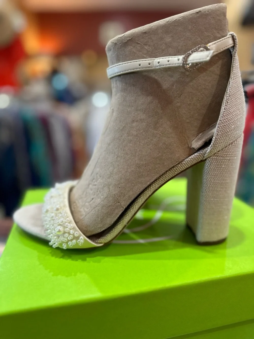 Sam Edelman Ivory Pearl Beaded Ankle-Strap Heels NWT size 9 or 10 - Picture 4 of 7